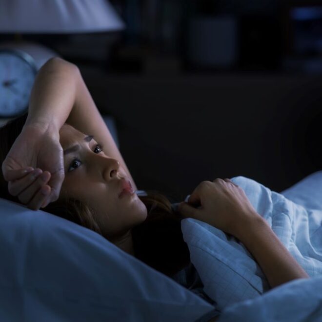 Waarom je ‘s nachts wakker wordt en hoe dit te voorkomen
